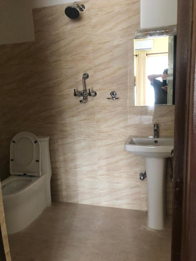 Hotel Claire Inn Катманду Екстериор снимка