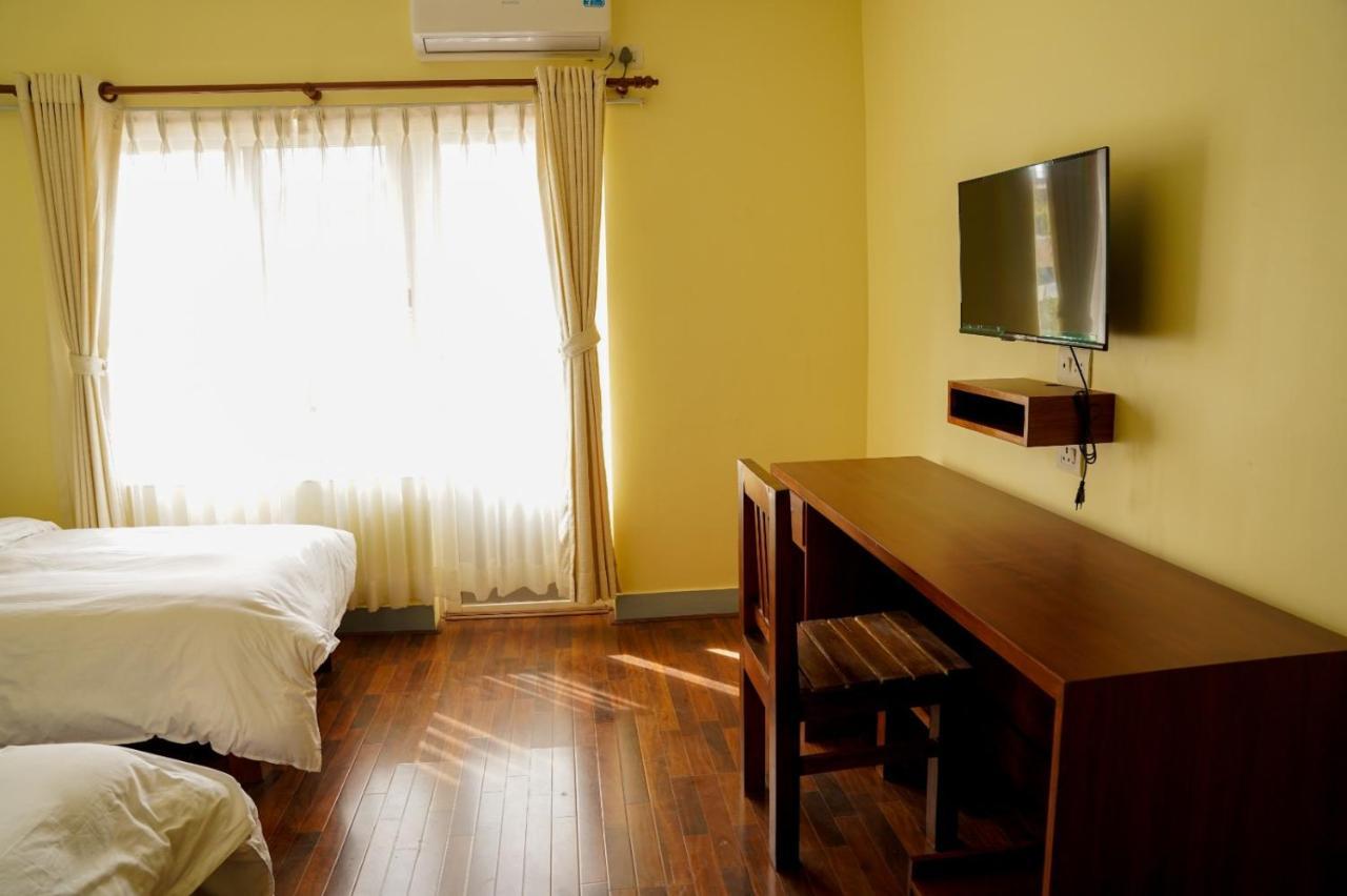 Hotel Claire Inn Катманду Екстериор снимка