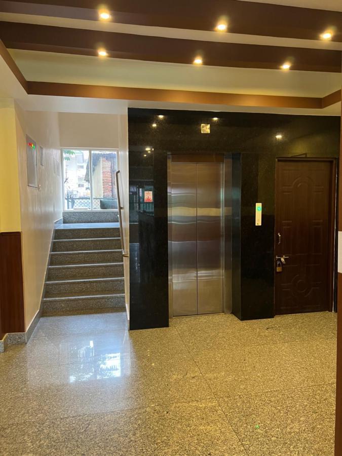 Hotel Claire Inn Катманду Екстериор снимка
